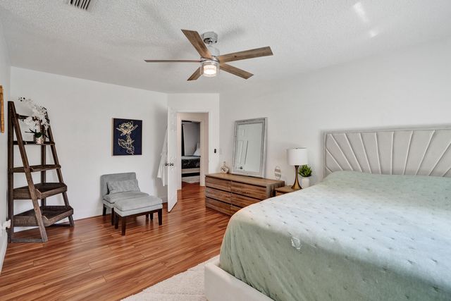 9841 NW 9th Court, Plantation, FL 33324