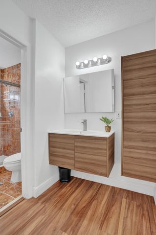 9841 NW 9th Court, Plantation, FL 33324