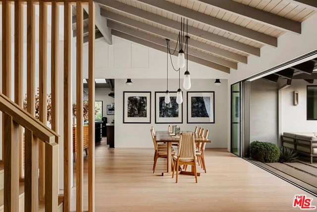 433 Bellagio Terrace, Los Angeles, CA 90049