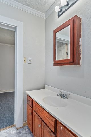 608 Kelly Street, Bossier City, LA 71111