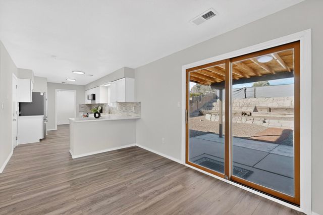 91 Idaho Creek Road NE, Albuquerque, NM 87124