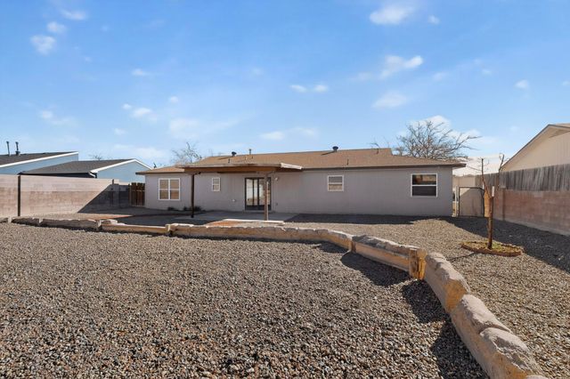 91 Idaho Creek Road NE, Albuquerque, NM 87124