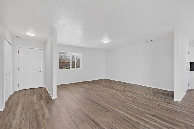 91 Idaho Creek Road NE, Albuquerque, NM 87124