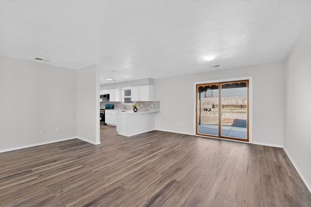 91 Idaho Creek Road NE, Albuquerque, NM 87124