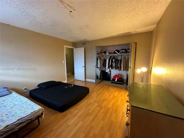 1100 SE 4th Ave 32, Deerfield Beach, FL 33441
