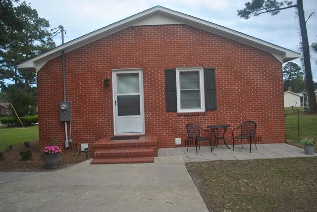396 Lakewood Ave., Georgetown, SC 29440