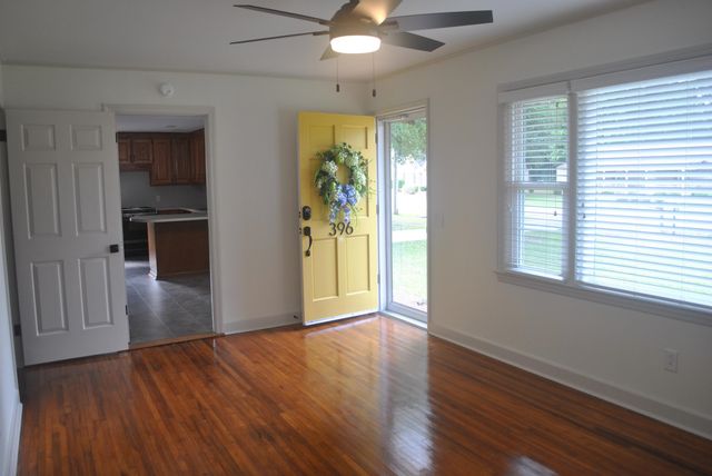 396 Lakewood Ave., Georgetown, SC 29440