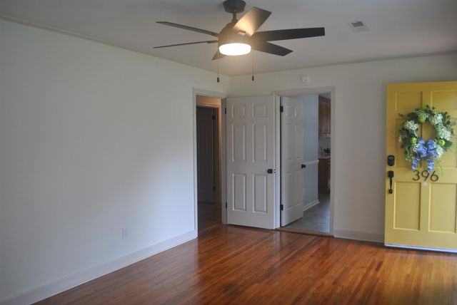 396 Lakewood Ave., Georgetown, SC 29440
