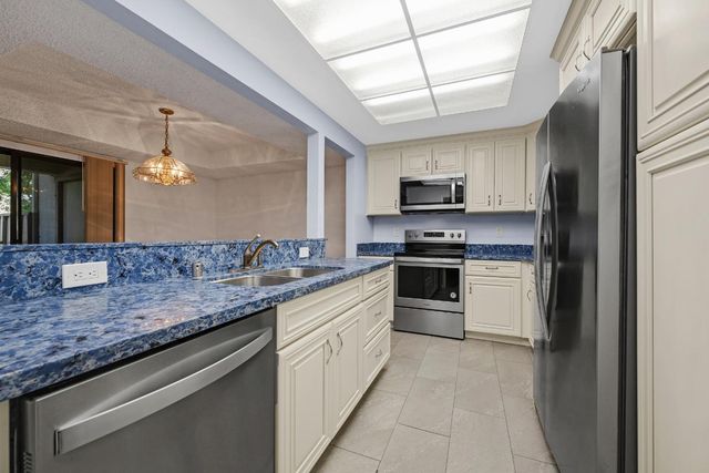 5118 Cribari Place, San Jose, CA 95135