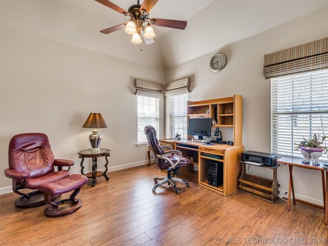 16184 S 279th East Avenue, Coweta, OK 74429