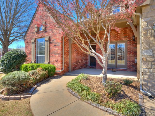 16184 S 279th East Avenue, Coweta, OK 74429