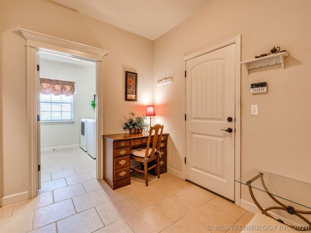 16184 S 279th East Avenue, Coweta, OK 74429