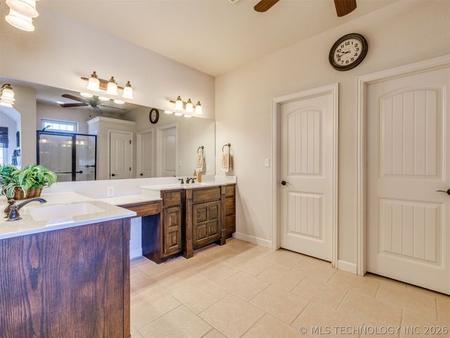 16184 S 279th East Avenue, Coweta, OK 74429