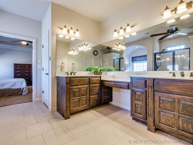 16184 S 279th East Avenue, Coweta, OK 74429