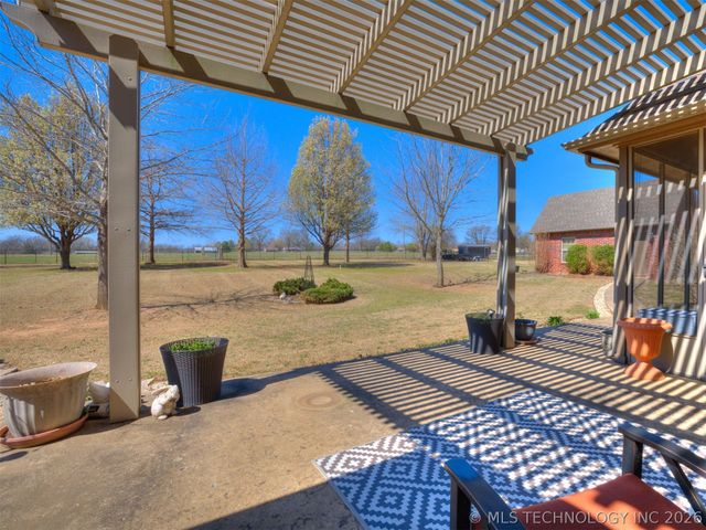 16184 S 279th East Avenue, Coweta, OK 74429