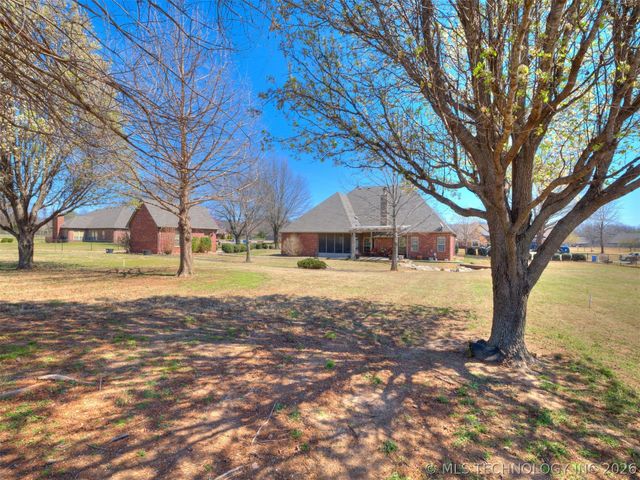 16184 S 279th East Avenue, Coweta, OK 74429