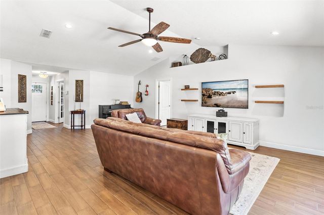 24251 CALUSA BOULEVARD, Eustis, FL 32736