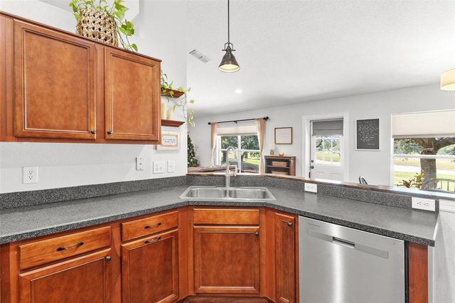 24251 CALUSA BOULEVARD, Eustis, FL 32736