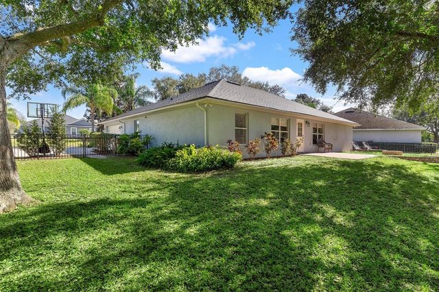 24251 CALUSA BOULEVARD, Eustis, FL 32736