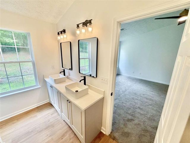 410 Crestbend Lane, Powder Springs, GA 30127