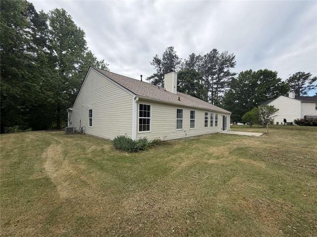 410 Crestbend Lane, Powder Springs, GA 30127