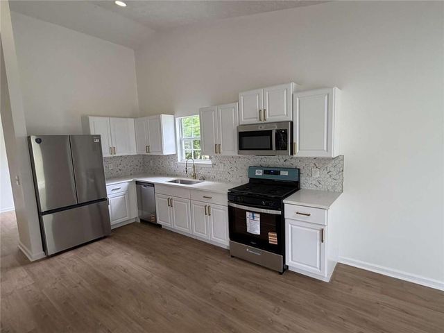 410 Crestbend Lane, Powder Springs, GA 30127