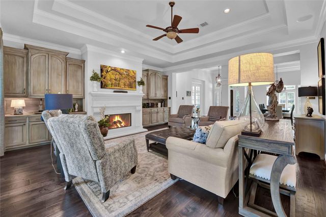 2211 Bens View Trail, Kingwood, TX 77339