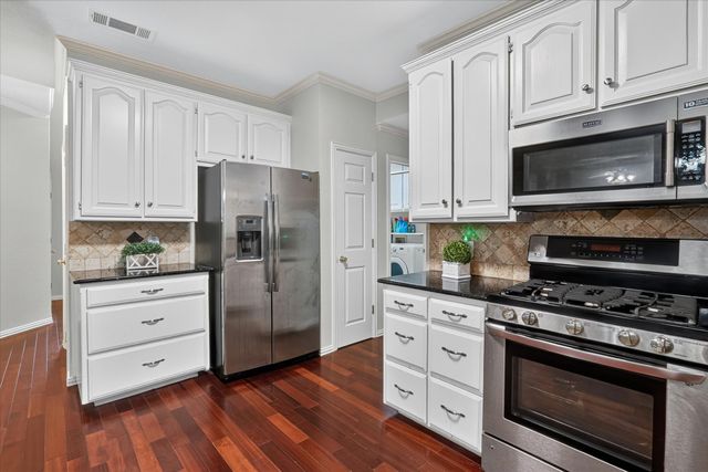 5424 Emerald Park Boulevard, Arlington, TX 76017