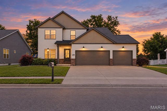 7116 Augusta Drive, Glen Carbon, IL 62034
