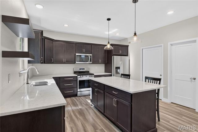 7116 Augusta Drive, Glen Carbon, IL 62034
