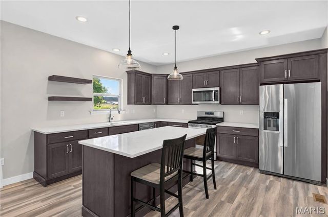 7116 Augusta Drive, Glen Carbon, IL 62034