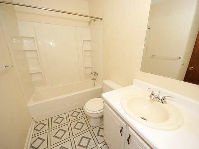 115 Roberta Drive B, Summerville, SC 29485