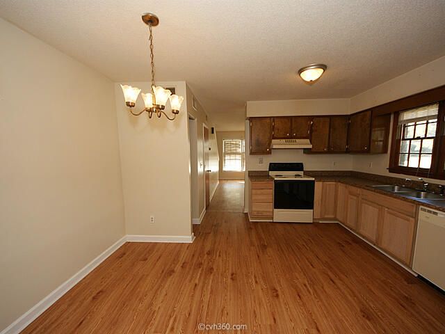 115 Roberta Drive B, Summerville, SC 29485