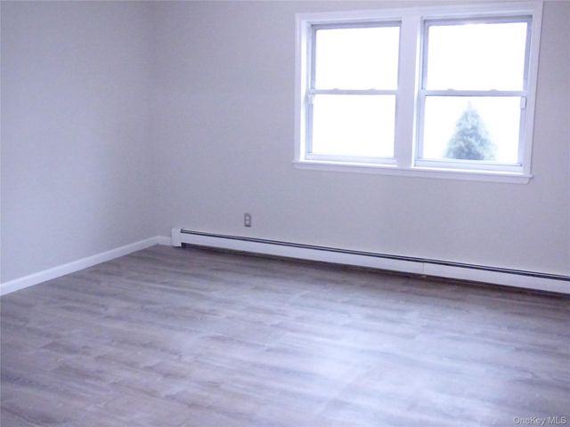 2944 State Route 17K B, Middletown, NY 10941