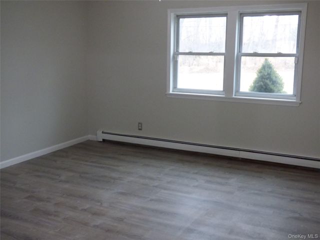 2944 State Route 17K B, Middletown, NY 10941