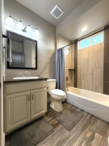 853 Fire Agate Lane, Grand Junction, CO 81506