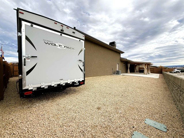 853 Fire Agate Lane, Grand Junction, CO 81506