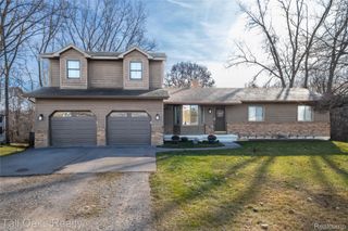 731 Cherry Hill Court, Deerfield Township, MI 48421