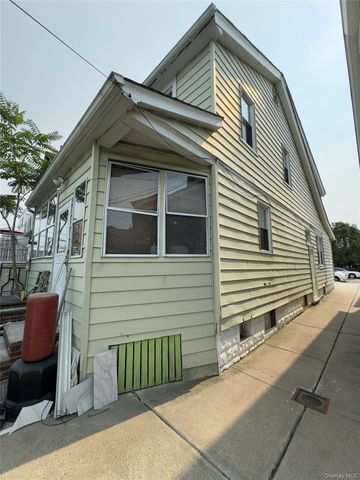 2042 Colonial Avenue, Bronx, NY 10461