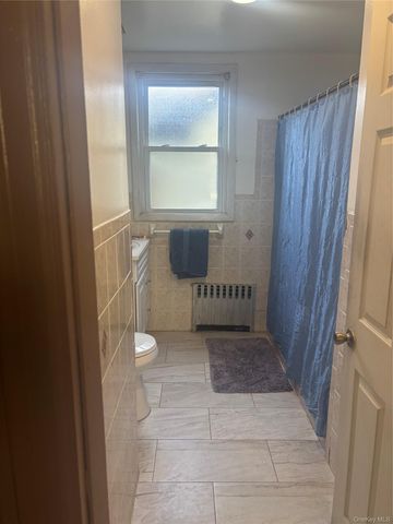2042 Colonial Avenue, Bronx, NY 10461