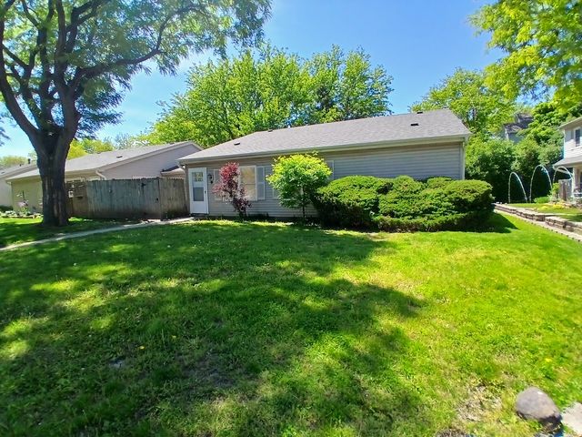 12 Fernwood Drive O, Bolingbrook, IL 60440