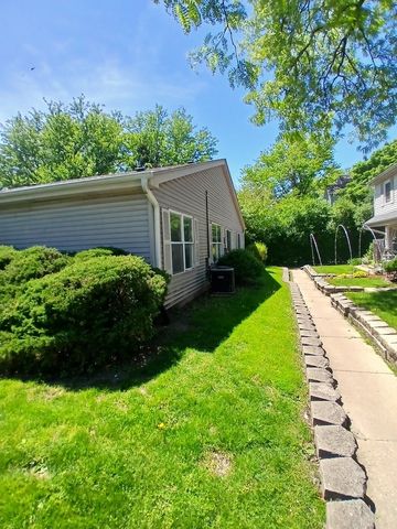 12 Fernwood Drive O, Bolingbrook, IL 60440