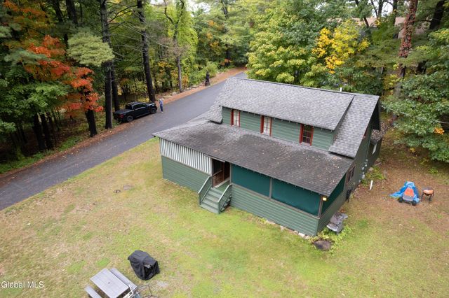 39 Cedar Lane, Lake George, NY 12845