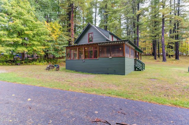 39 Cedar Lane, Lake George, NY 12845