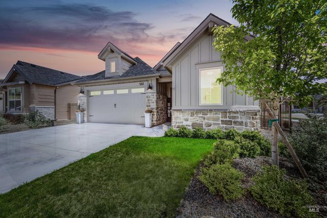 122 N Woody Knoll Ln, Eagle, ID 83616