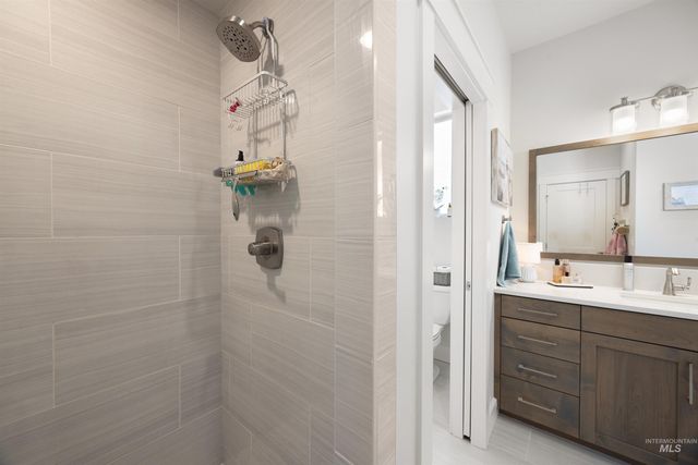 122 N Woody Knoll Ln, Eagle, ID 83616