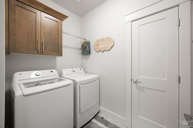 122 N Woody Knoll Ln, Eagle, ID 83616