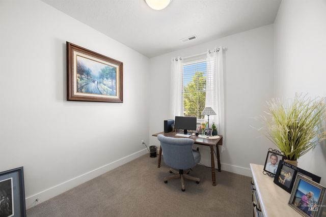 122 N Woody Knoll Ln, Eagle, ID 83616