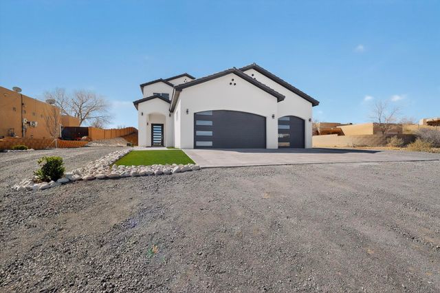 6030 Miller Road NE, Rio Rancho, NM 87144