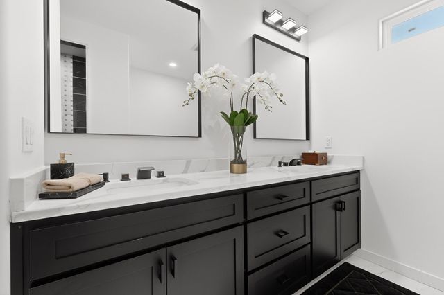 6030 Miller Road NE, Rio Rancho, NM 87144